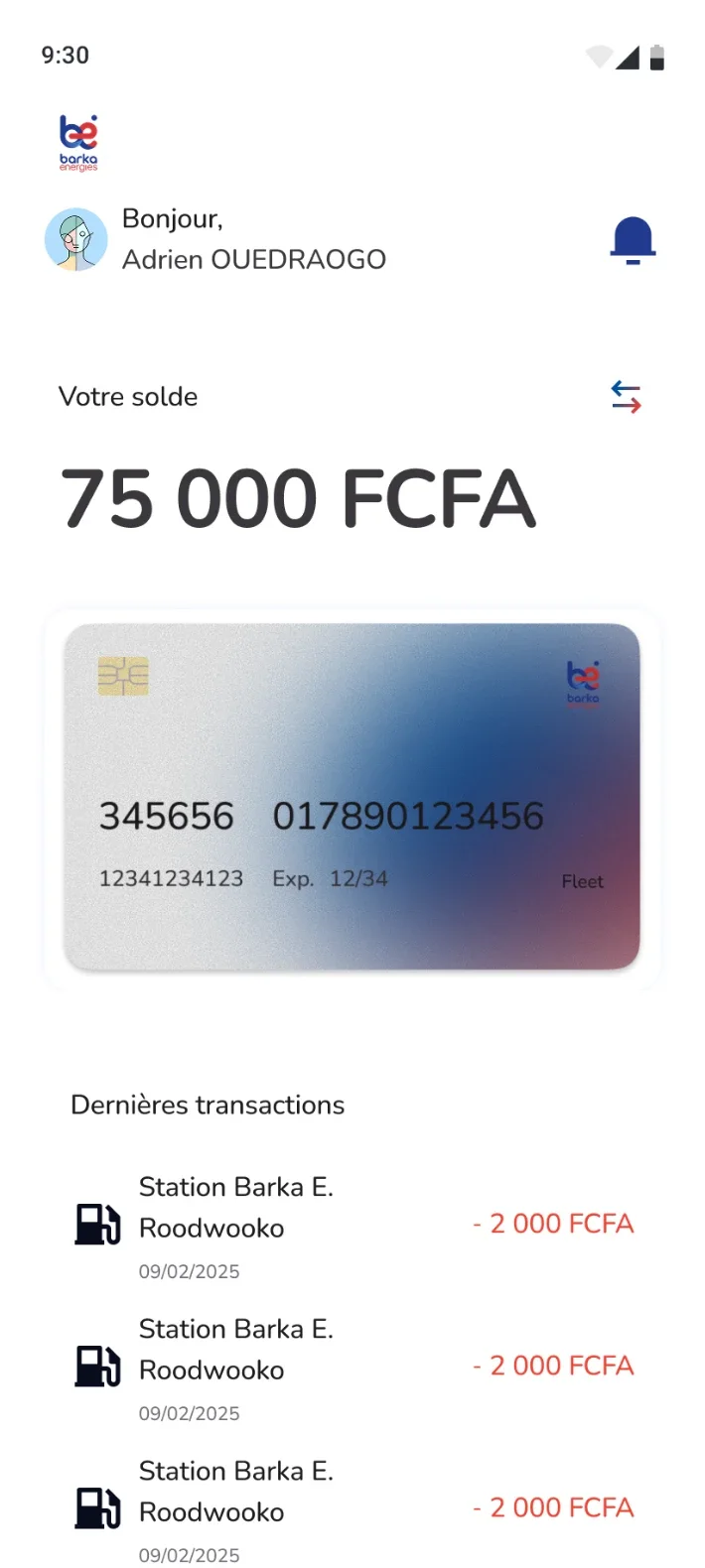 Accueil de l&rsquo;application client&nbsp;: le solde en gros caract&egrave;res, la carte carburant, puis les derni&egrave;res transactions avec leur station et leur montant